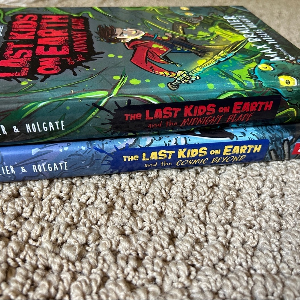2 like new books from the series The Last Kids on Earth. 8-12 yrs old - Picture 2 of 6
